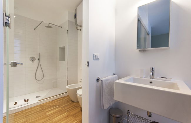 Brera Apartments in City Center - Photo 45