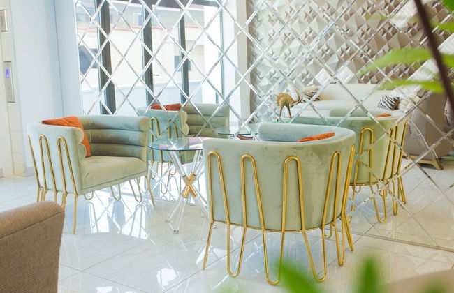 Accra Luxury Apartments At The Signature - Photo 5