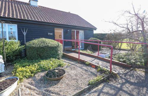 Swallow Barn - Foto 18