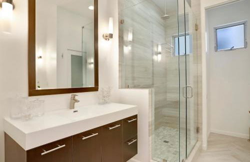 Haines Luxury Dream Home - Bay Views, Rooftop, Fire Pit & AC - Foto 12