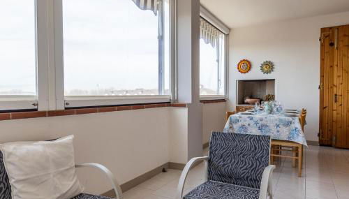 Lido degli Estensi Terrace Apartment - Photo 3