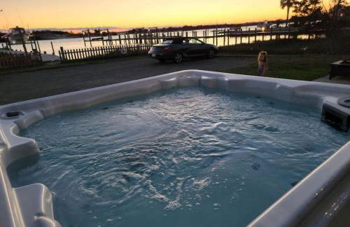 Dock House, Close to Camp Lejeune, water access, DOCK, king bed - Foto 2