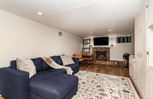 Quiet home Walk to ISU Jack Trice - Foto 21