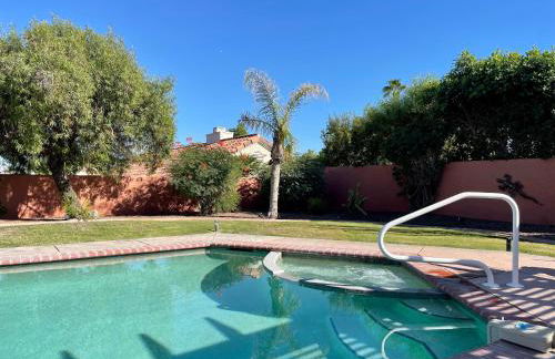 Indian Wells Resort Home with Private Saltwater Pool - Foto 55