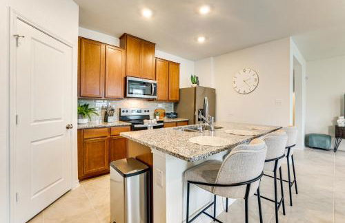 12 Mi to San Antonio River Walk Home with Yard! - Photo 7