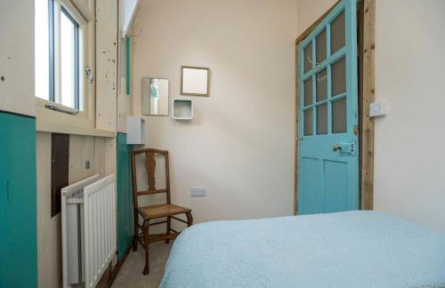 The Iron Chapel - Foto 5