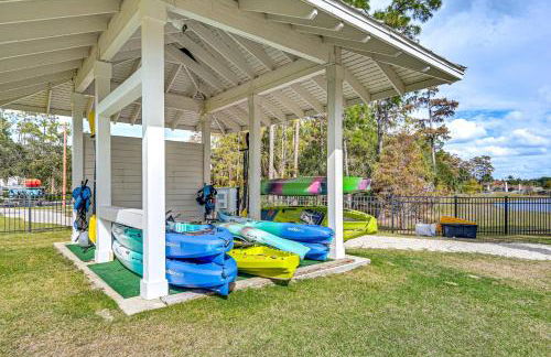 3 Mi to Naples Beach! Couples Resort Getaway - Photo 31