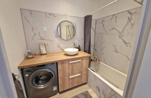 Appartement cosy Oloron, aux pieds des Pyrénées et de l'Atlantique! - Photo 7