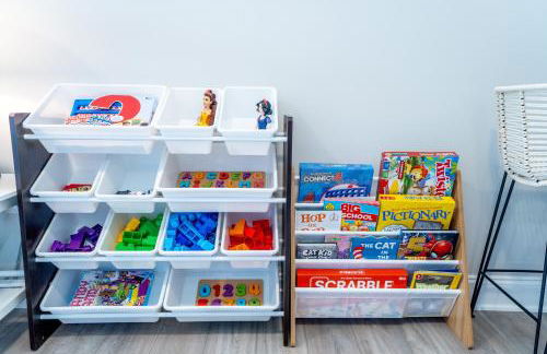 ~Spacious home near beach w/ game room and community pool~ - Photo 17