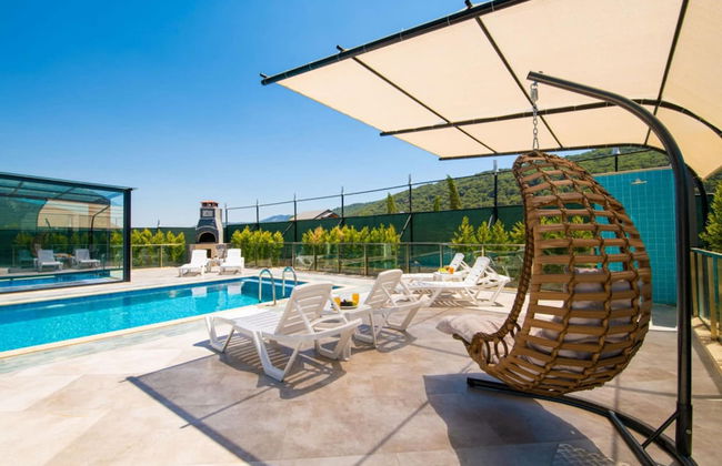 Dreamy Villa With Private Pool and Jacuzzi in Kas - Foto 57