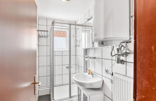 GÜNSTIGE Wohnung für Monteure in Merklingen, WiFi, Smart TV, Parkplatz - Foto 18