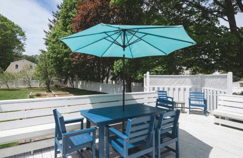 Stay at Beverly Shops - Photo 19