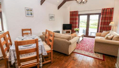 Potters Barn - Photo 4