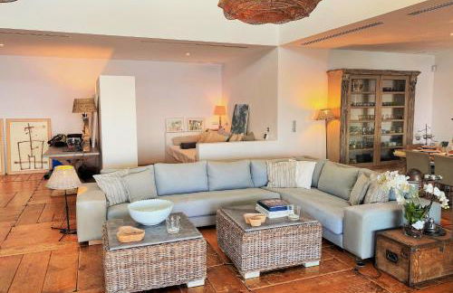 Villa Son Gap Villa Seniorial a 2 kilometros de Andratx Vista impresionante Muy comoda y Alto Diseño - Foto 5