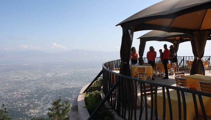 Tour por Puerto Príncipe - Foto 2, Restaurante L'Observatoire