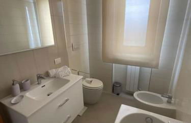 Attico vicino all Aeroporto con Parcheggio privato e 2 Bagni - Foto 55