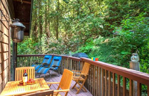 Absolute Zen! Redwoods! BBQ Grill! Fast WiFi!! Ping Pong!! Dog Friendly! - Foto 3