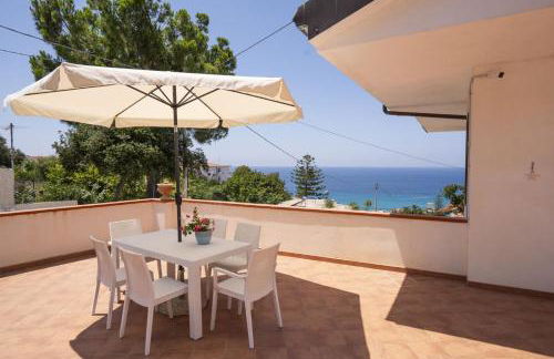 Villa Acquamarina, Family apartments with pool - 300 meters from the beach - Foto 23