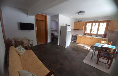 Σπίτι σε ελαιώνα, house in an olive grove - Foto 2