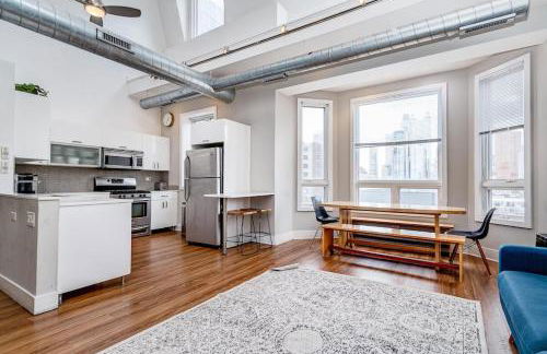 Beautiful Unit CHI in Prime River North - top floor - Foto 2