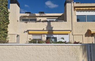 Seafront House,Sea Views,Pool and BBQ, Airport 10 mns - Photo 20