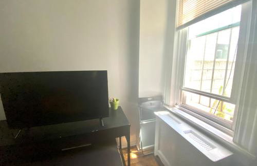 Clover 2900 - Apartment and Rooms with Private Bathroom near Washington Ave South Philly - Foto 26