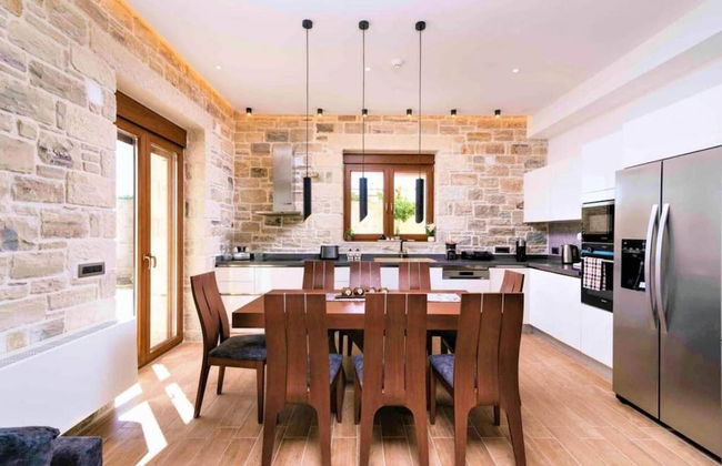 Villa Harmony in Kamilari - Photo 16