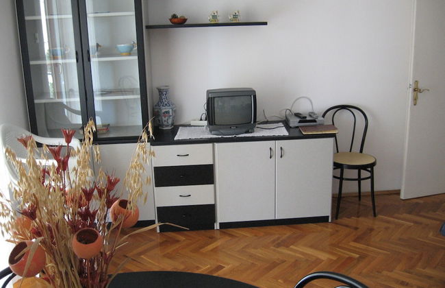 Six Person Apartment With 2 Bedrooms Near the Beach in Pjescana Uvala - Foto 8