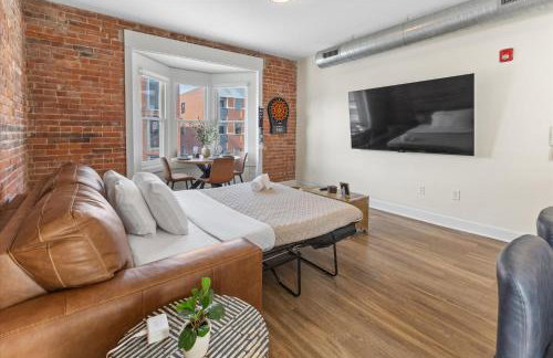 Top Floor - Mass Ave in Heart of Indy with Balcony - Foto 36