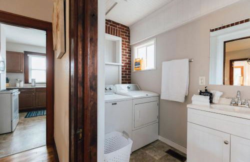 The Sanctuary Company Johnson City - Foto 20