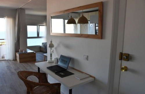 Precioso apto Miami primera linia playa cala de las Sirenas, con WIFI y NETFLIX, adecuado para teletrabajar - Foto 14