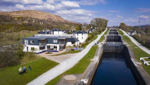 Lock 6 Canalside Apartments - Foto 1