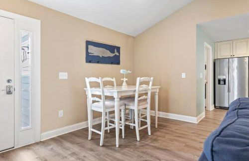 Coastal Pet Friendly Getaway in Murrels Inlet! Perfect for 8 Guests! - Foto 17