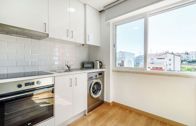 Beachside Getaway Near Paço De Arcos Train Station - Foto 7