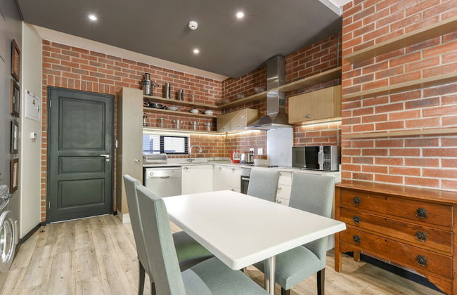 The Vantage 209 - Photo 8