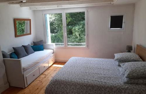 Gîte Déco terrasse ensoleillée et Wi-Fi - Foto 9