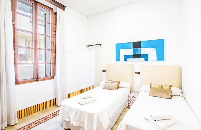 5 bedroom House in Maria de la Salut with private pool and garden - Photo 15