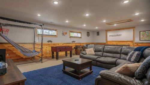 Hot Tub and Mini Golf Mtn-View Haven in Kodak! - Foto 3