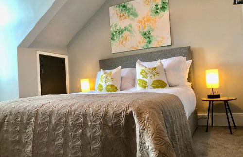 No 7 - 3 Bed House, Parking, Walkable to City, Quiet Location - Foto 3