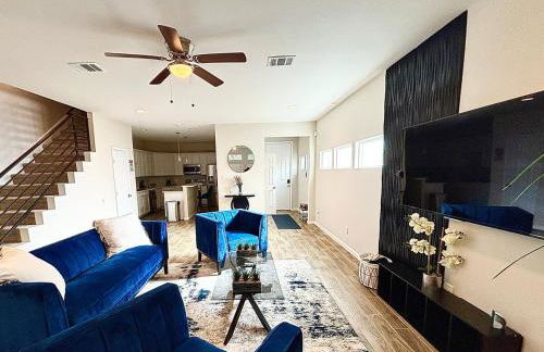 Three Bedroom ClubHaus - Photo 19