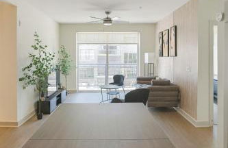 Resort-Style Retreat 1 King 2 Queens, Pool table - Foto 9