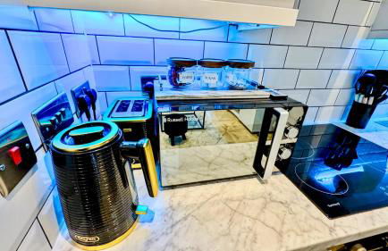 Canal Side Luxury Apartment in Leeds City Centre Sleeps 3 - Foto 20