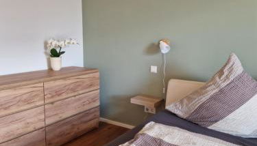 FeWo2 großräumige FeWo in Riegel am Kaiserstuhl über 2 Etagen, Galerie, Balkon - Foto 5