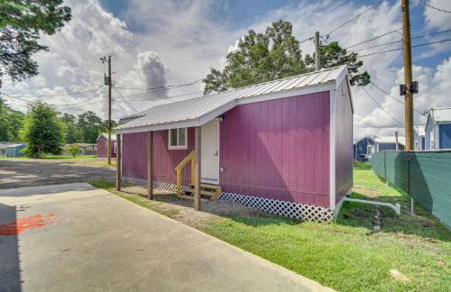 Picayune Tiny Home Rental about 11 Mi to Space Center! - Foto 2