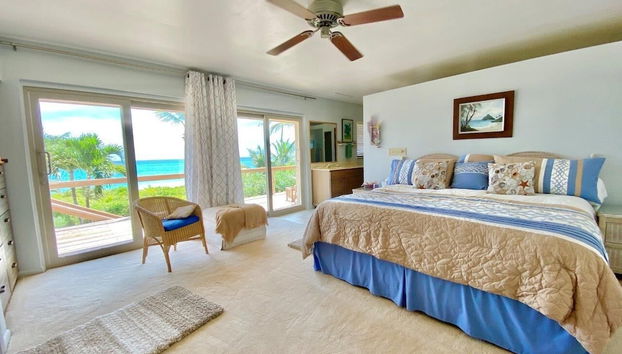 Beachfront Beauty: Restored Villa With Pool - Foto 3, Habitación