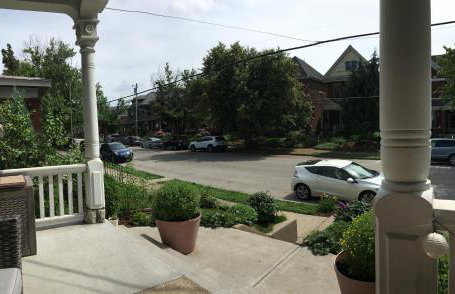 Historic Upstairs Apartment - Foto 15