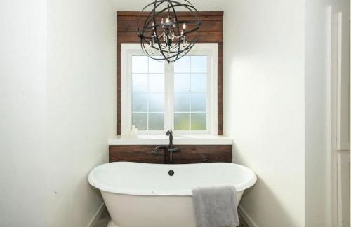 120 Acre Estate WaterTubing, Livestock,Event Space - Foto 30