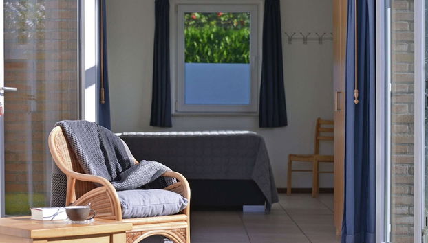 Bungalow Near Veerse Meer & Beach - Foto 5, Servicio de la habitación