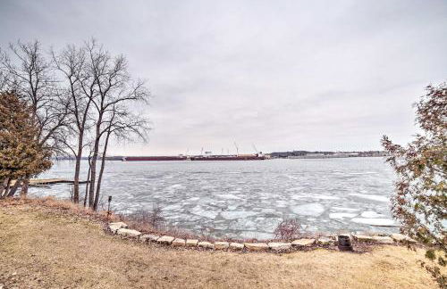 Steps to Waterfront and Dtwn Sturgeon Bay Escape! - Foto 26