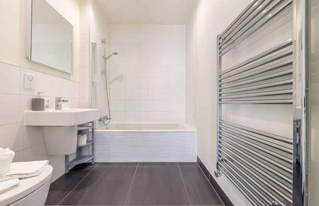 Luxury 1 Bedroom Serviced Apartment in the Heart of Stevenage - Foto 16